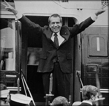 Richard Nixon’s final farewell from the White House lawn.